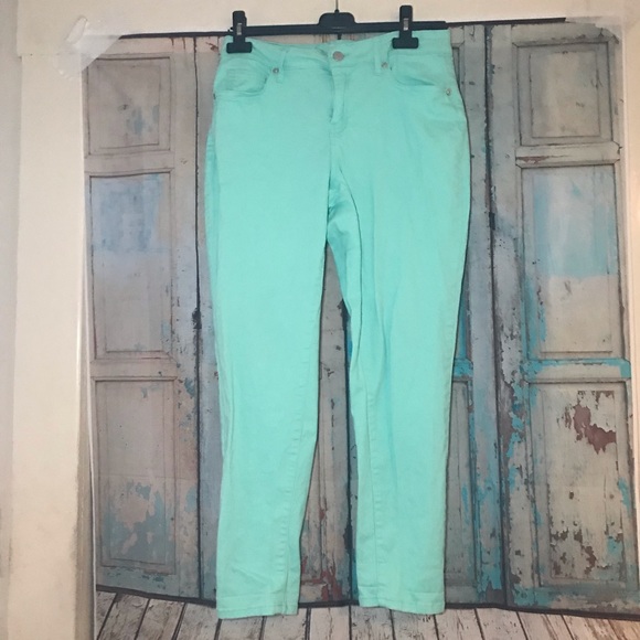 crown and ivy curvy jeans